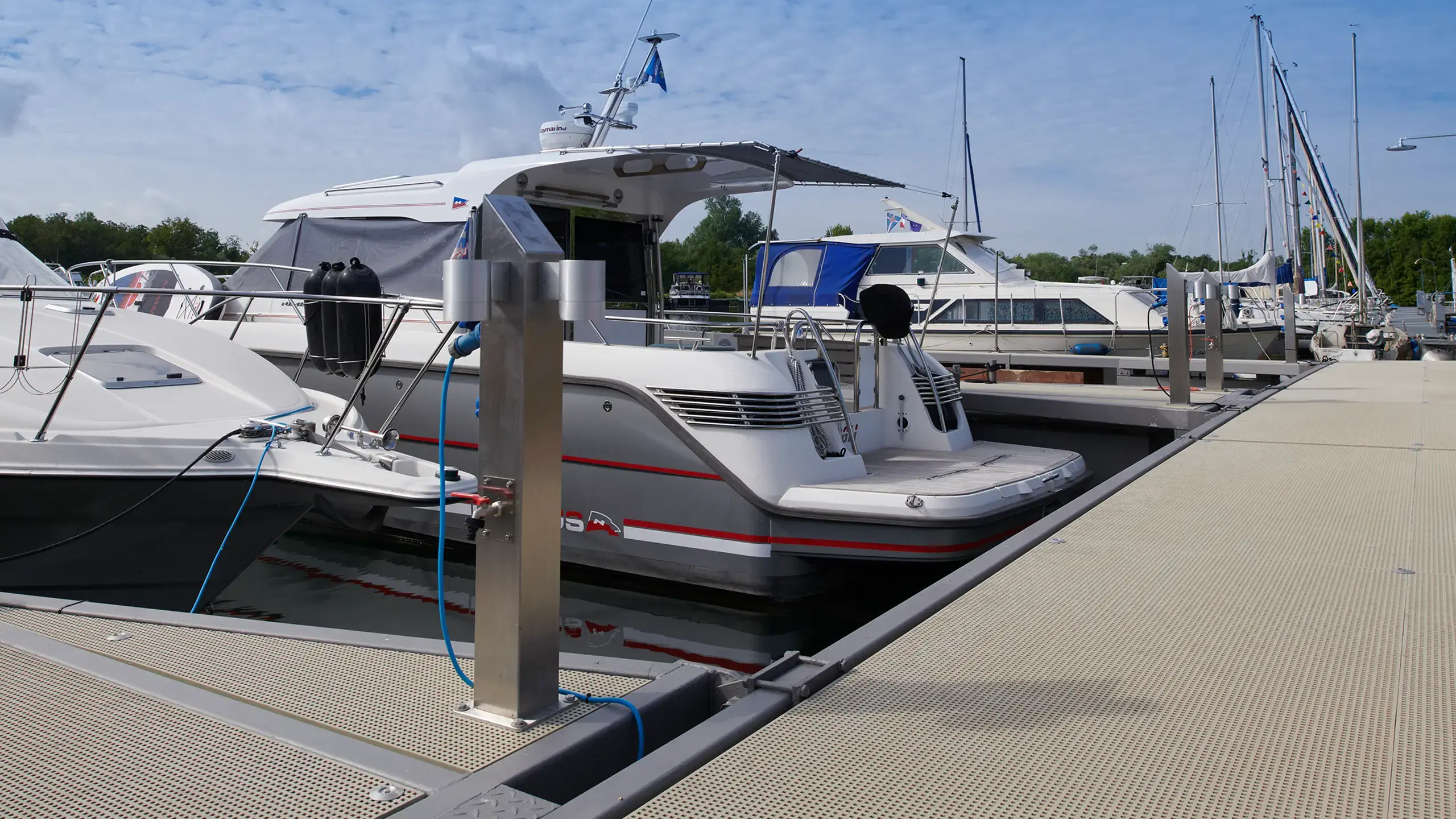 MEISER References: Ponton pour bateaux Rheinau