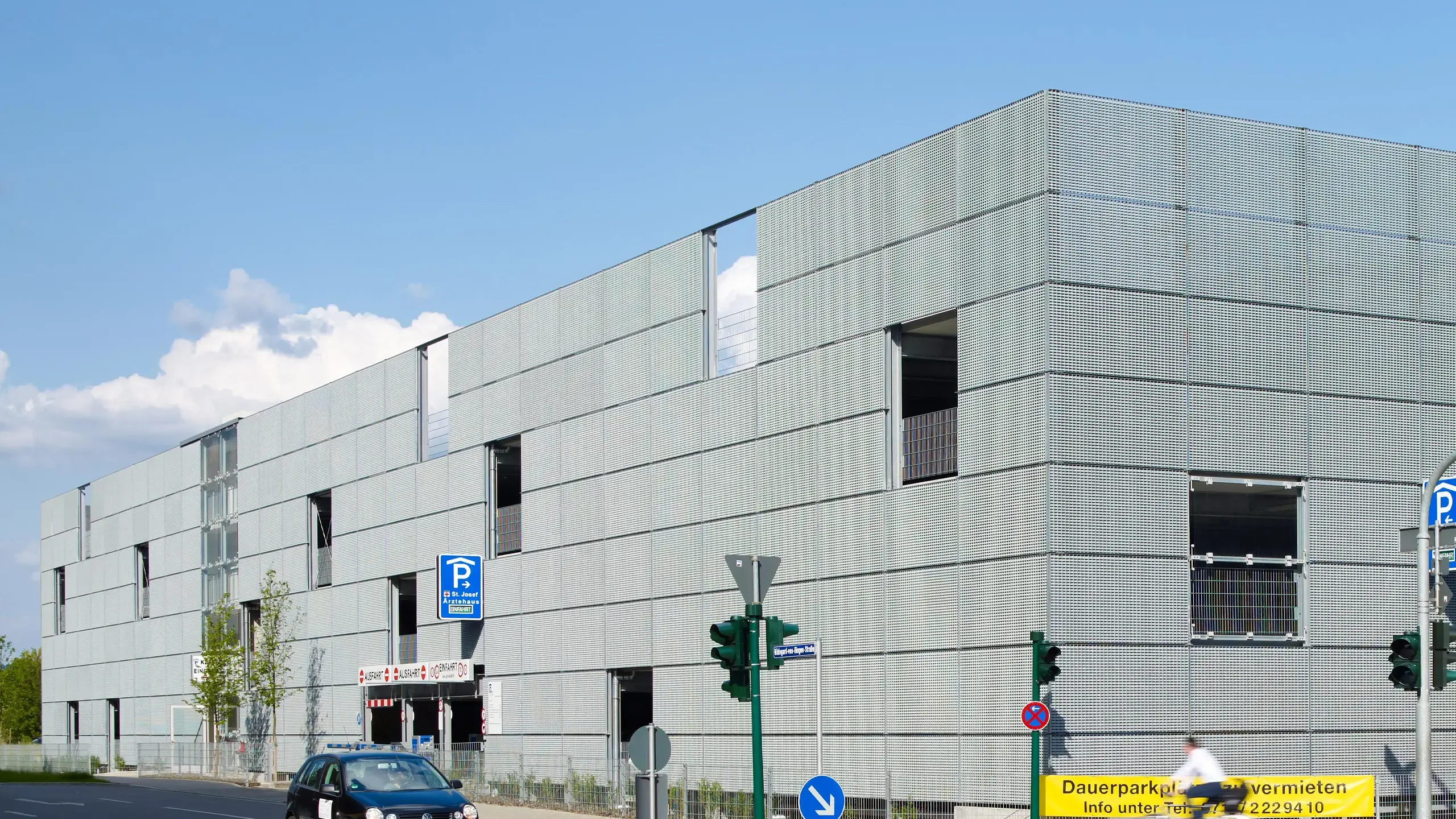 Inspiration & Projekte: Parking garage St. Josef Regensburg