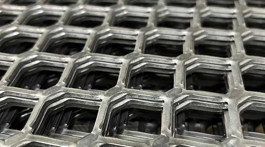 Centre mesh