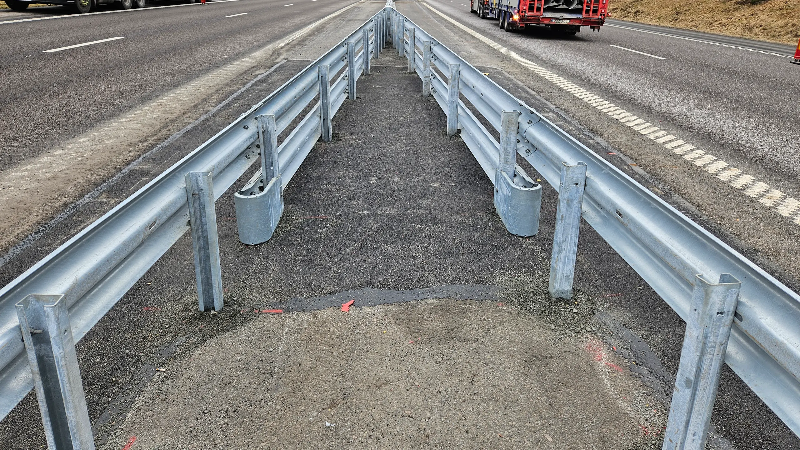Inspiration & Projekte: Vario-Guard MUF sur la E40 près de Borås, Suède