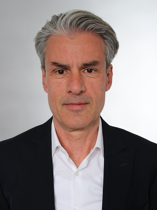 Photo de portrait de la personne à contacter